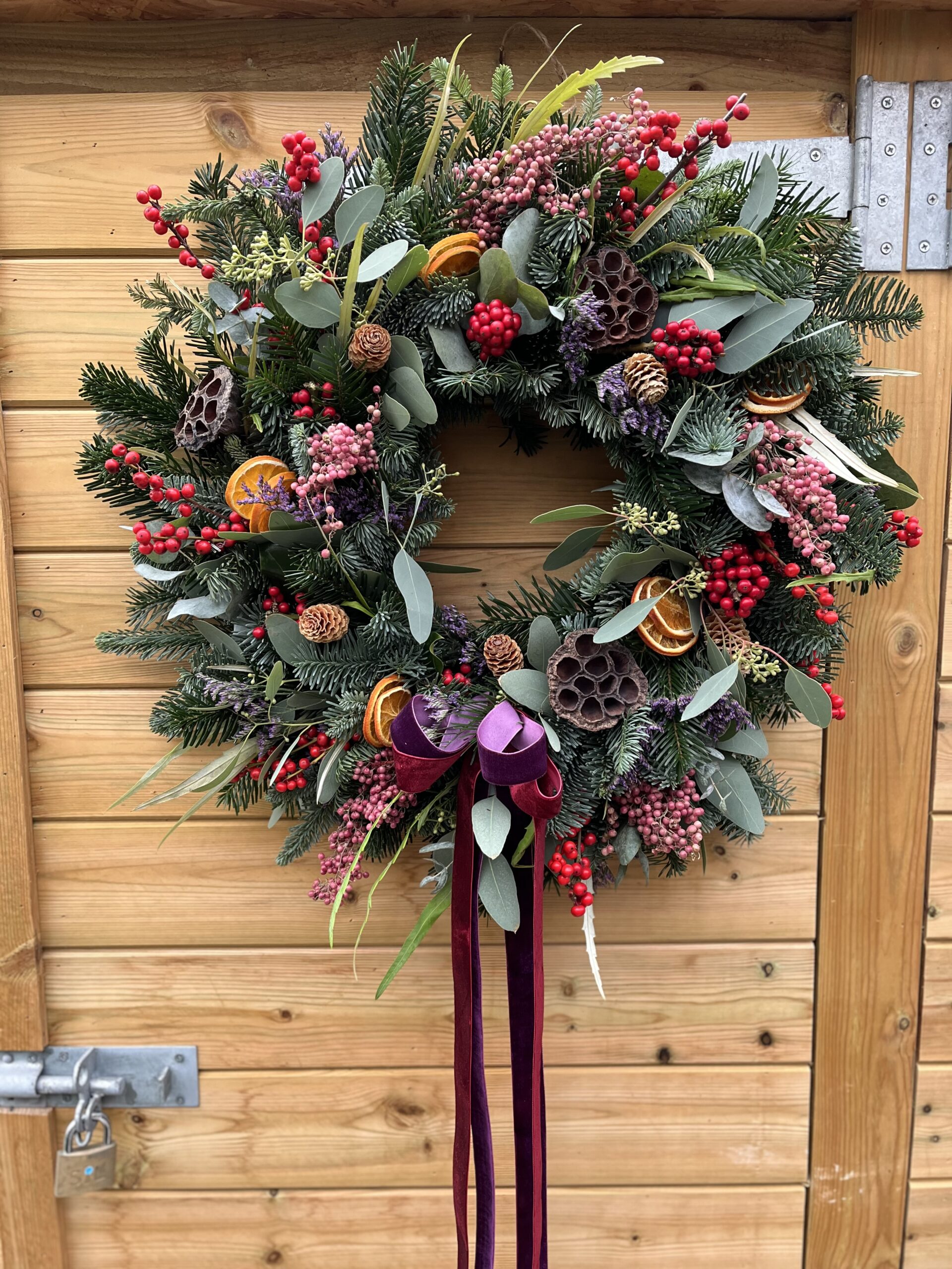 The Lux Christmas door Wreath - * PRE ORDER* - Image 3
